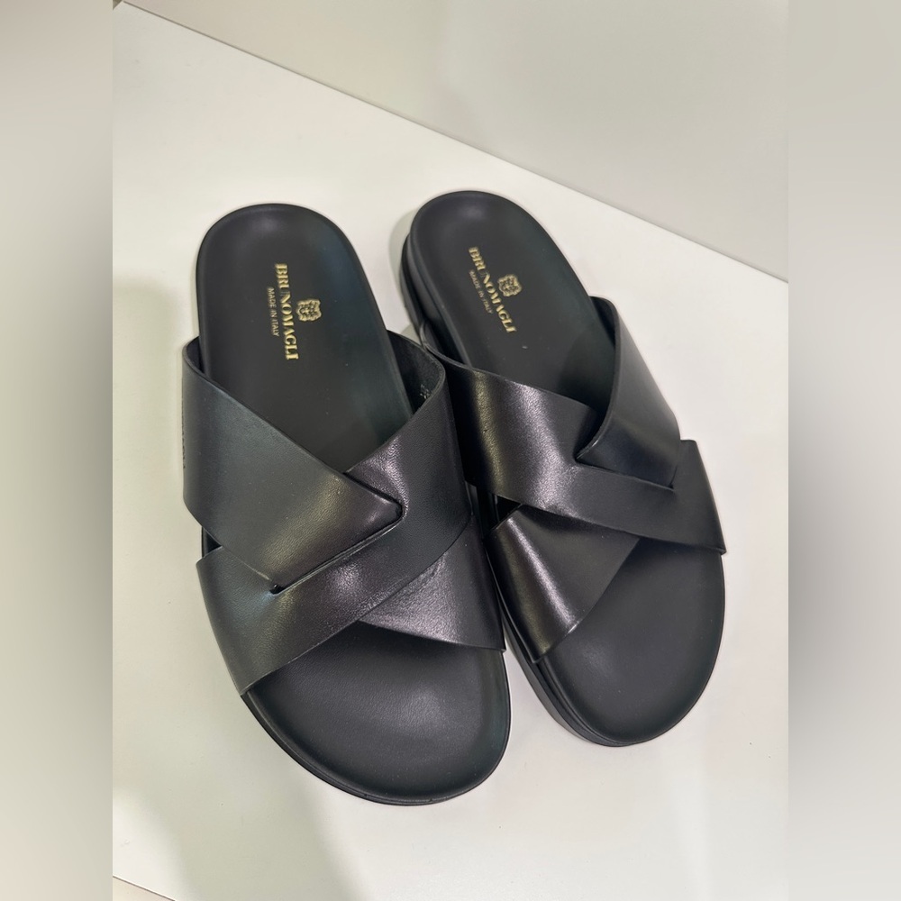 BRUNO MAGLI  Bologna Slide Sandal - Black size 39! NEW